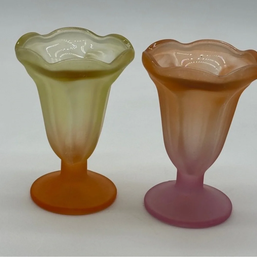 Vintage Libbey Ka-Dinks Frosted Sundae Ice Cream Parfait Footed Glasses Set of 2